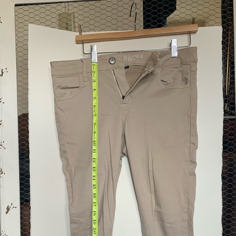 American Eagle Super Stretch Cream Jeggings